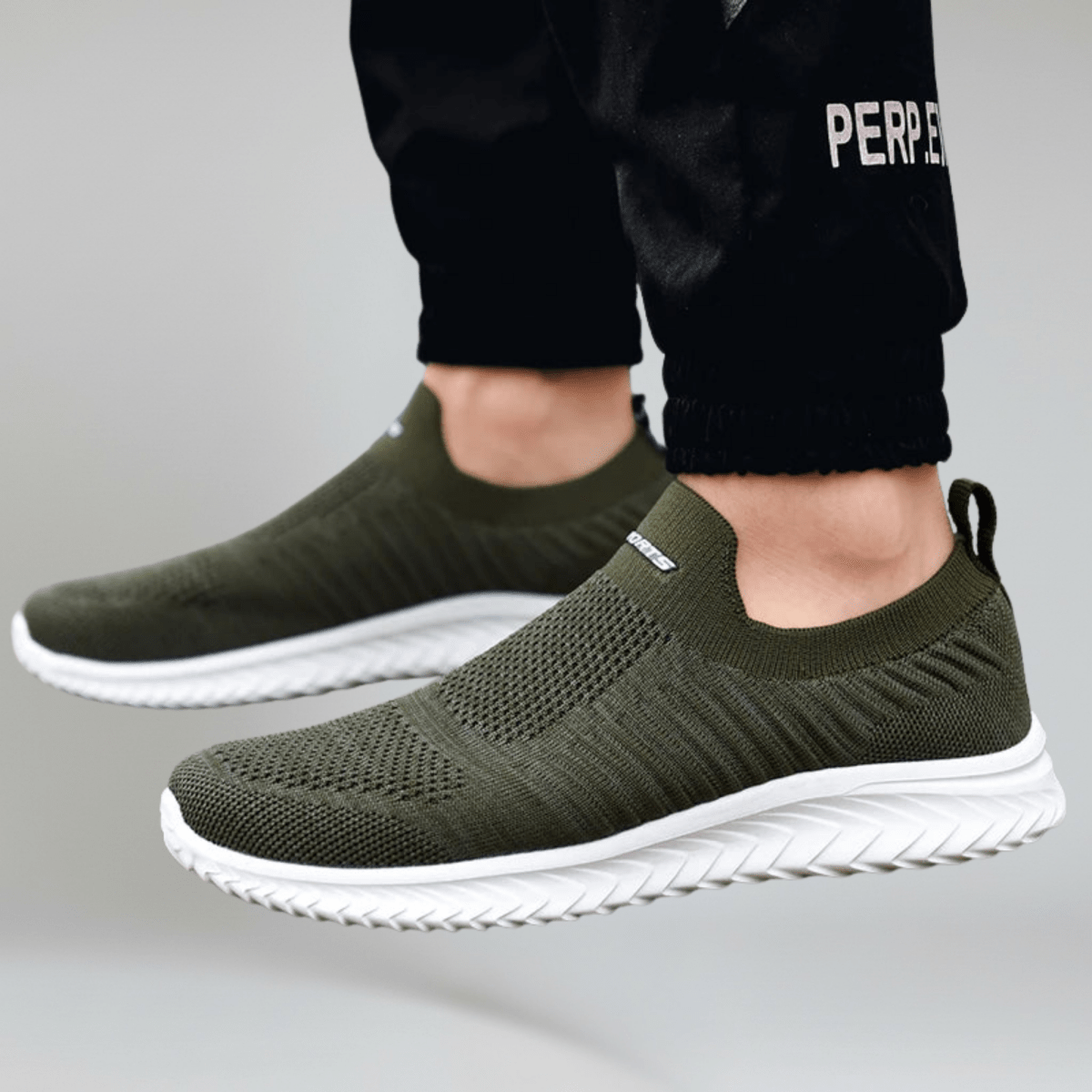 Lightweight Trainers - Montford & Co