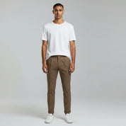 Trousers in Wool Blend, Structured Fit - Montford & Co